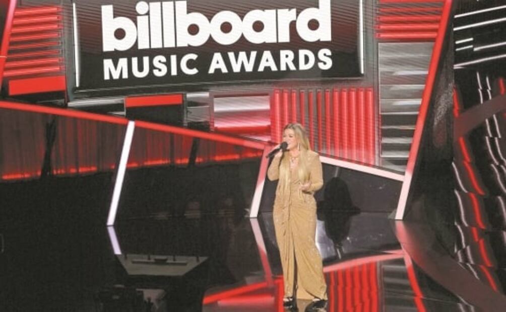 Post Malone se refrenda en Billboards austeros