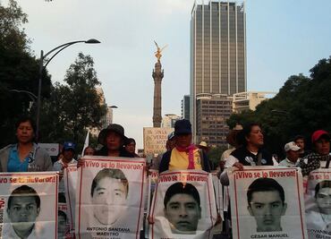 Inicia marcha a 14 meses de la desaparición de los 43