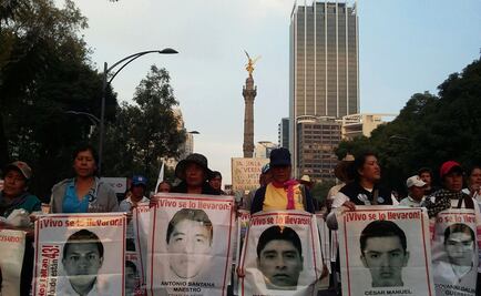 Inicia marcha a 14 meses de la desaparición de los 43