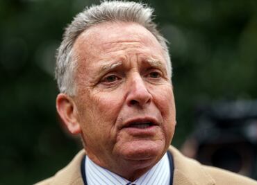 Emisario de EU visita centro de distribución en Gaza; se agrava la crisis humanitaria en el enclave palestino