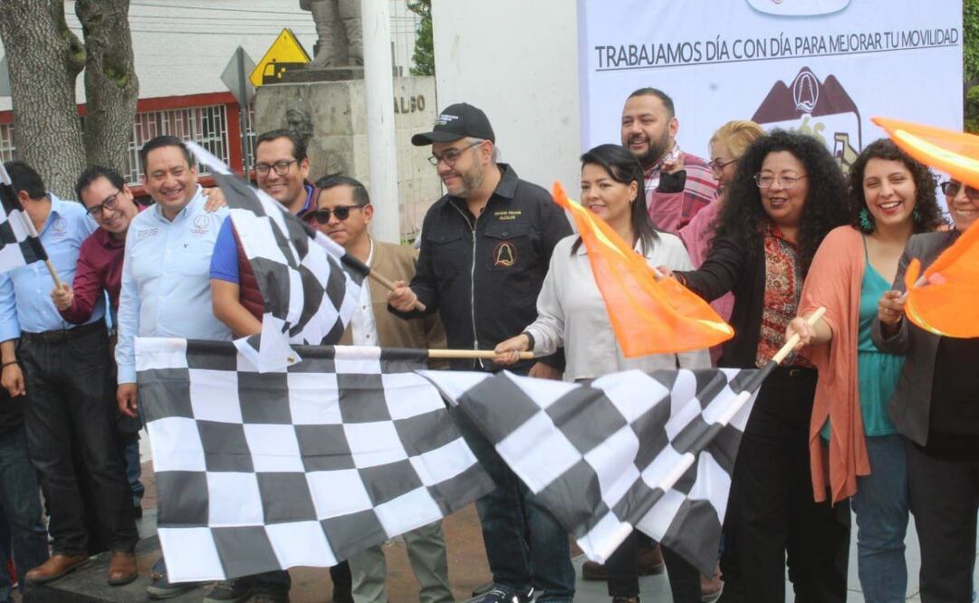 El alcalde de Magdalena Contreras, Fernando Mercado, dio el banderazo de salida al  programa “Adiós a los Baches”
Foto: Especial.