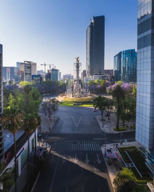 Drones vuelan sobre la CDMX, registran aislamiento social por cuarentena