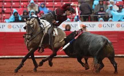 Ventura y Gamero, oreja por espuerta