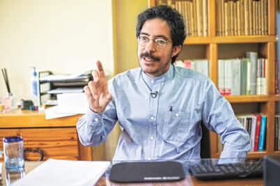 Tras polémica, Pedro Salmerón causa baja de la 4T