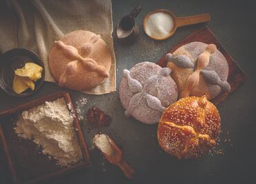 ¿Antojo de pan de muerto? Aquí encontrarás de azúcar, ajonjolí, chocolate y hasta marmoleado