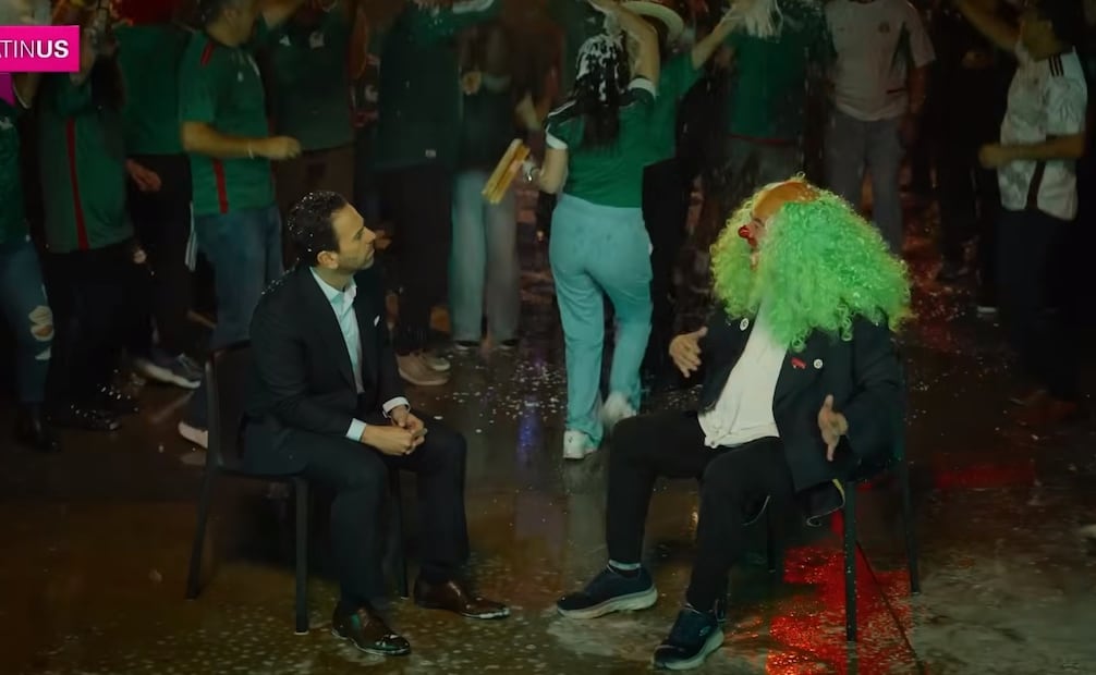 Brozo y Loret festejan desde el Ángel el triunfo de la Selección Mexicana. Foto: Captura de pantalla