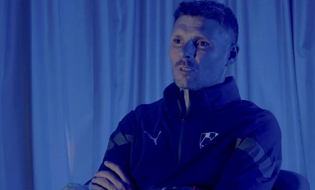 Fernando Ortiz dio sus primeras palabras como entrenador del Monterrey / Foto: Especiales