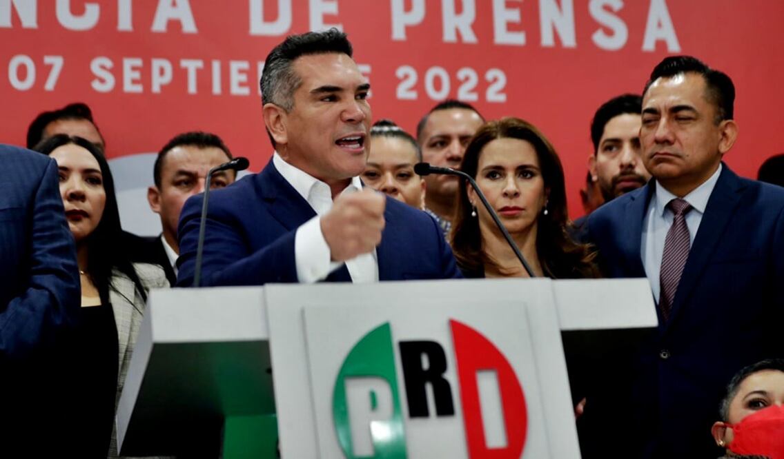 Moreno Cárdenas dijo que tiene la conciencia tranquila y rechazó que haya faltado a su palabra de no respaldar la militarización del país. Foto: Diego Simón Sánchez