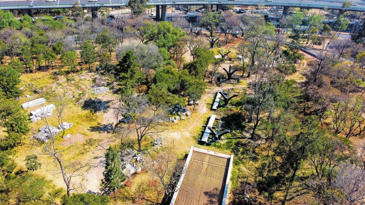 Uno de los puntos de coincidencia de los ponentes fue señalar que el Proyecto Chapultepec. Naturaleza y Cultura ha recibido la mayor atención presupuestal, mientras las cifras y las exigencias de la comunidad evidencian las carencias en otras áreas. Foto: Archivo / EL UNIVERSAL