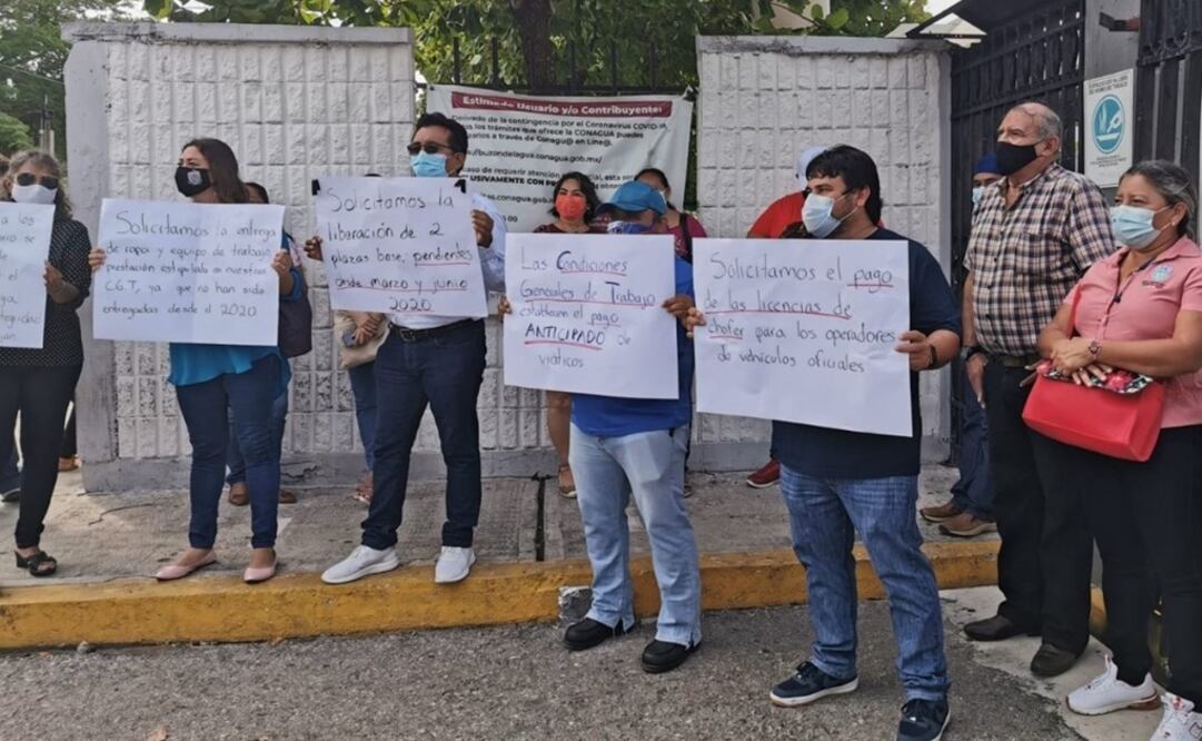 Trabajadores exigieron la entrega de uniformes, pago de viáticos y otras prestaciones que el gobierno Federal no les está cumpliendo. Foto: Especial