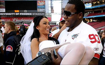 Las preguntas más absurdas del Día de Medios del Super Bowl