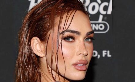 Megan Fox impone tendencia con elegante minifalda y blazer