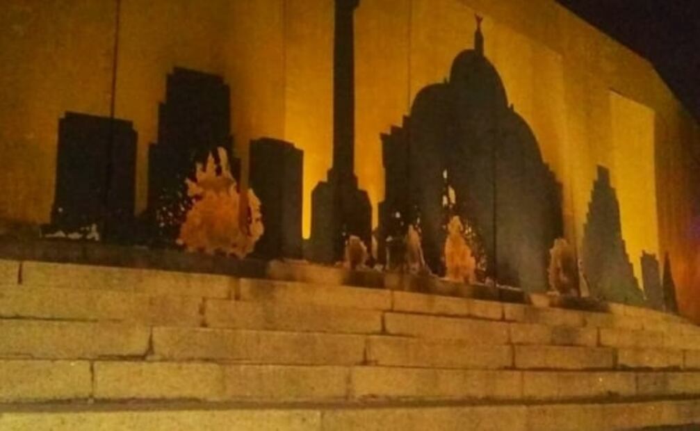 Sujeto supuestamente ebrio intenta incendiar Ángel de la Independencia