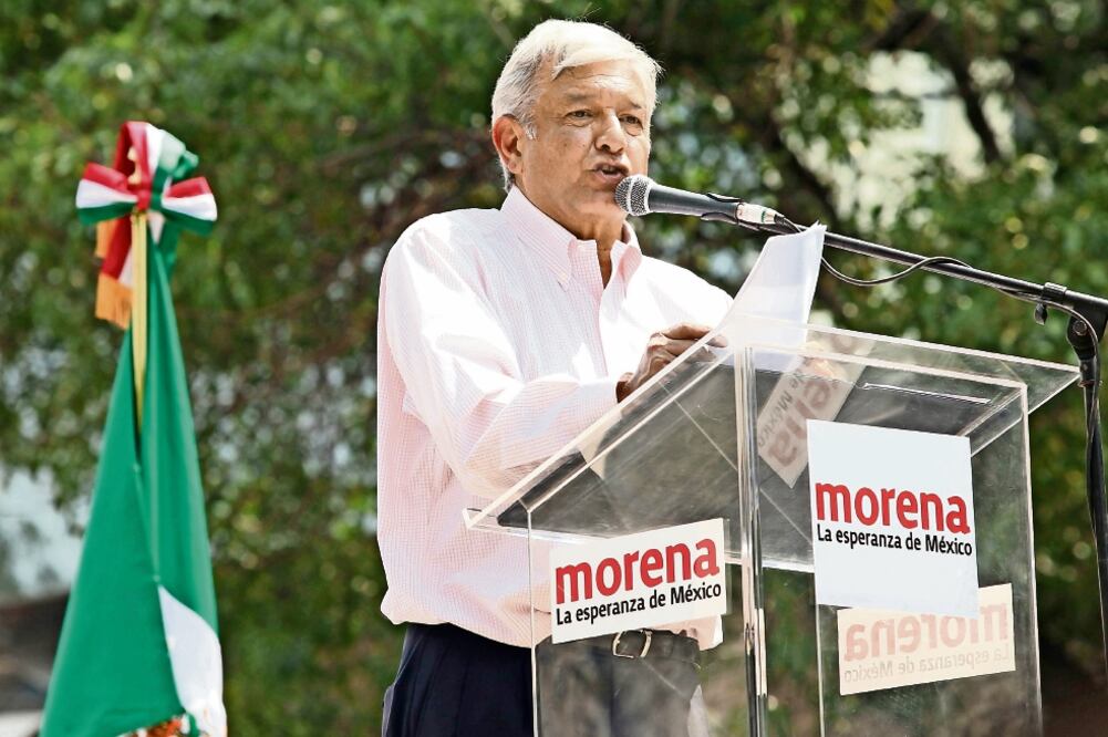 Según Scotiabank, Andrés Manuel López Obrador podría implementar políticas poco favorables para los mercados, como retirar la reforma energética (ARCHIVO EL UNIVERSAL)