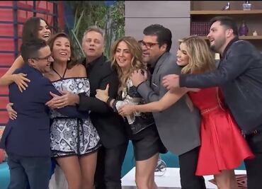 Andrea Legarreta apapacha a Ingrid Coronado en "Hoy"