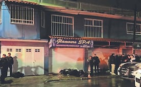 Le llegaron y ni sintió: Motosicarios acribillan a policía afuera de un spa en Iztapalapa 