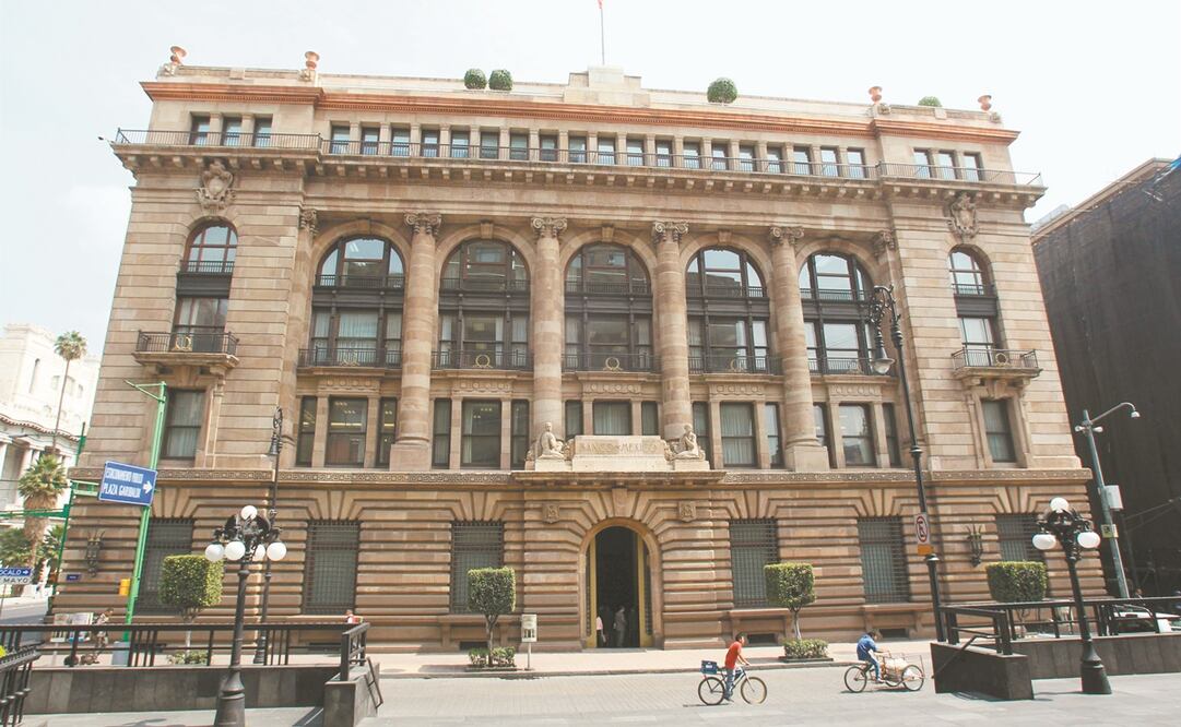 De acuerdo con el Banxico, los recursos del FMI le darán estabilidad a la moneda mexicana. Foto: Archivo/ EL UNIVERSAL.