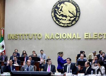 INE decreta receso hasta las 20:00 horas