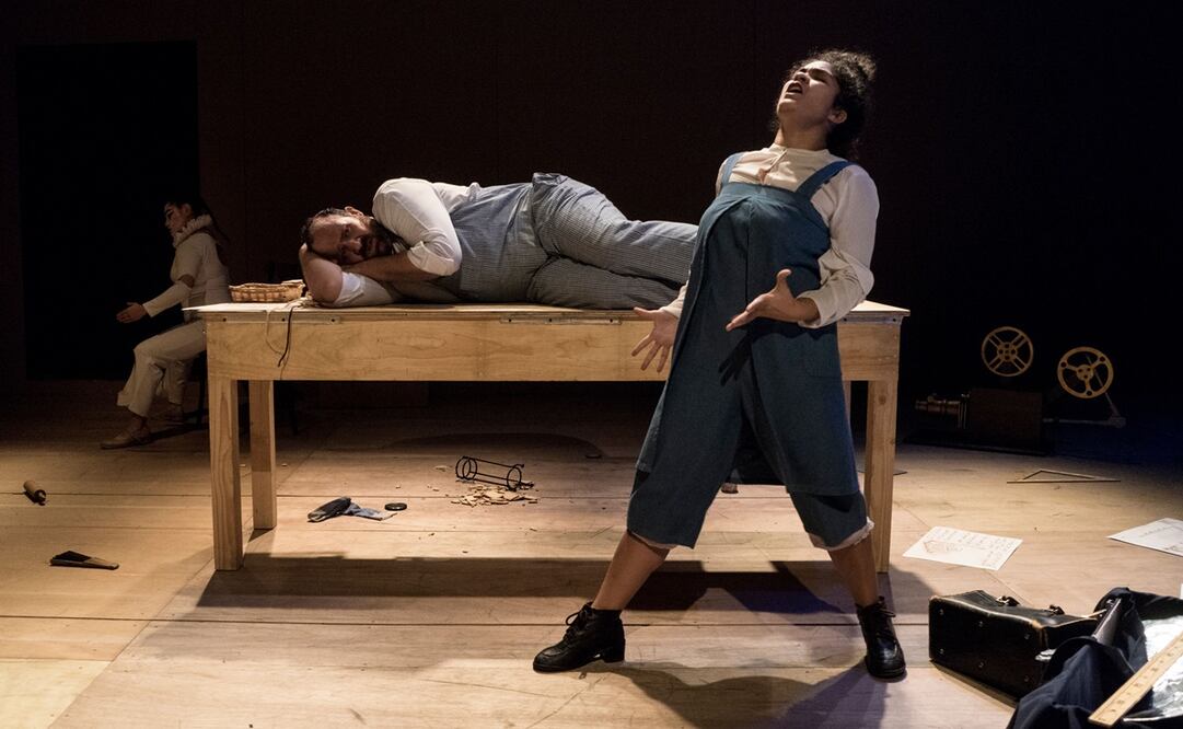 Del conejo a la tierra, una de las producciones de Samuel Sosa, presidente de la Mesa Directiva de El Colegio de Productores de Teatro. Foto: ZOMBIE FILMS. Cortesía Samuel Sosa