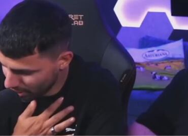 El Kun Agüero tuvo una 'mini arritmia' durante una transmisión en vivo con Ibai Llanos