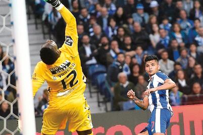 Golazo de “Tecatito” no le alcanza al Porto