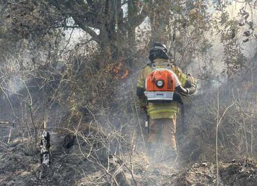Quema agrícola se descontrola y causa incendio forestal en montaña de Texcoco
