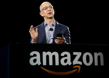 Amazon no paga "impuestos de internet", señala Trump