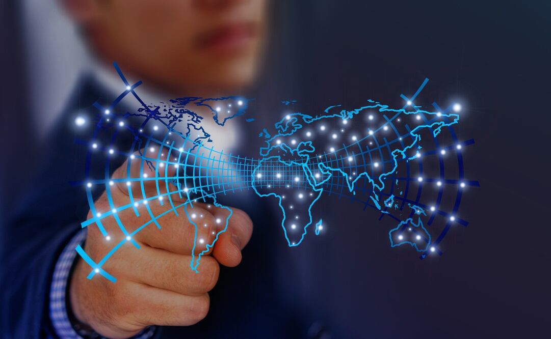 Entre las nuevas profesiones y puestos laborales se pueden nombrar: especialistas de blockchain, analistas de datos, desarrolladores de IoT