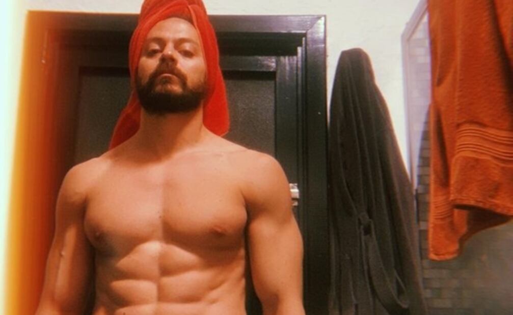 Tres editoriales pelean biografía de Danna Paola