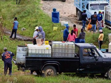 Embajada de EU expone ruta del contrabando de crudo por la frontera; "Ojo instituciones financieras", alerta