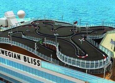 Estrenarán crucero con pista de carreras