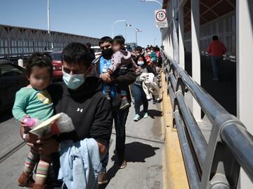 Promueven amparos contra deportaciones de migrantes en vuelos desde EU a México