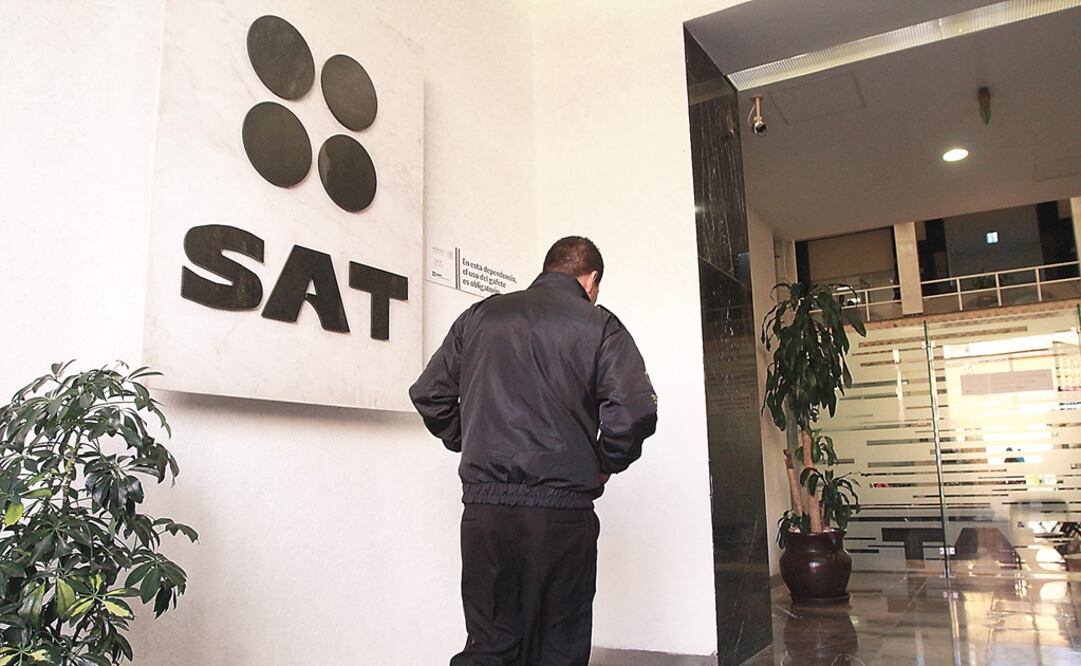 Entre los datos, se publican RFC, nombre, denominación o razón social de los contribuyentes. /Archivo - EL UNIVERSAL