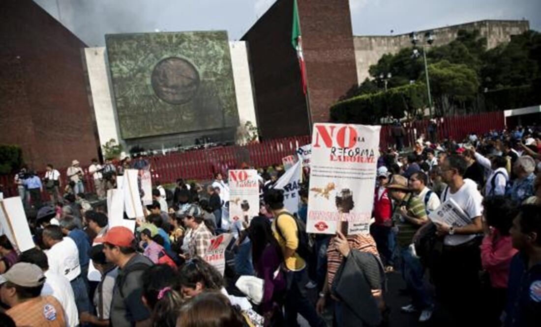 Avala Corte modificación al límite de pago de salarios caídos