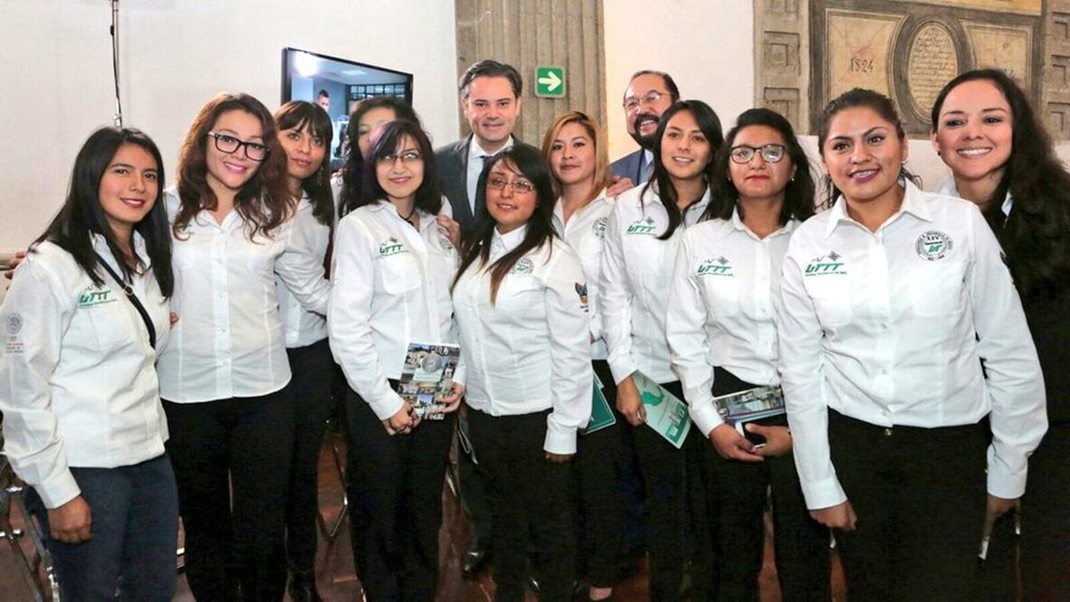 Imagen tomada del Twitter de Aurelio Nuño 