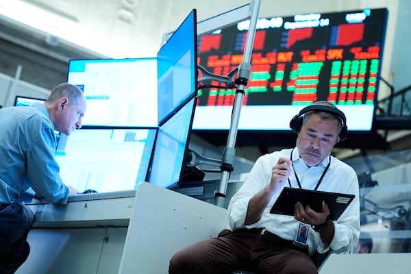 Wall Street cae ante las alertas por la IA; tecnológicas registran fuertes pérdidas  
