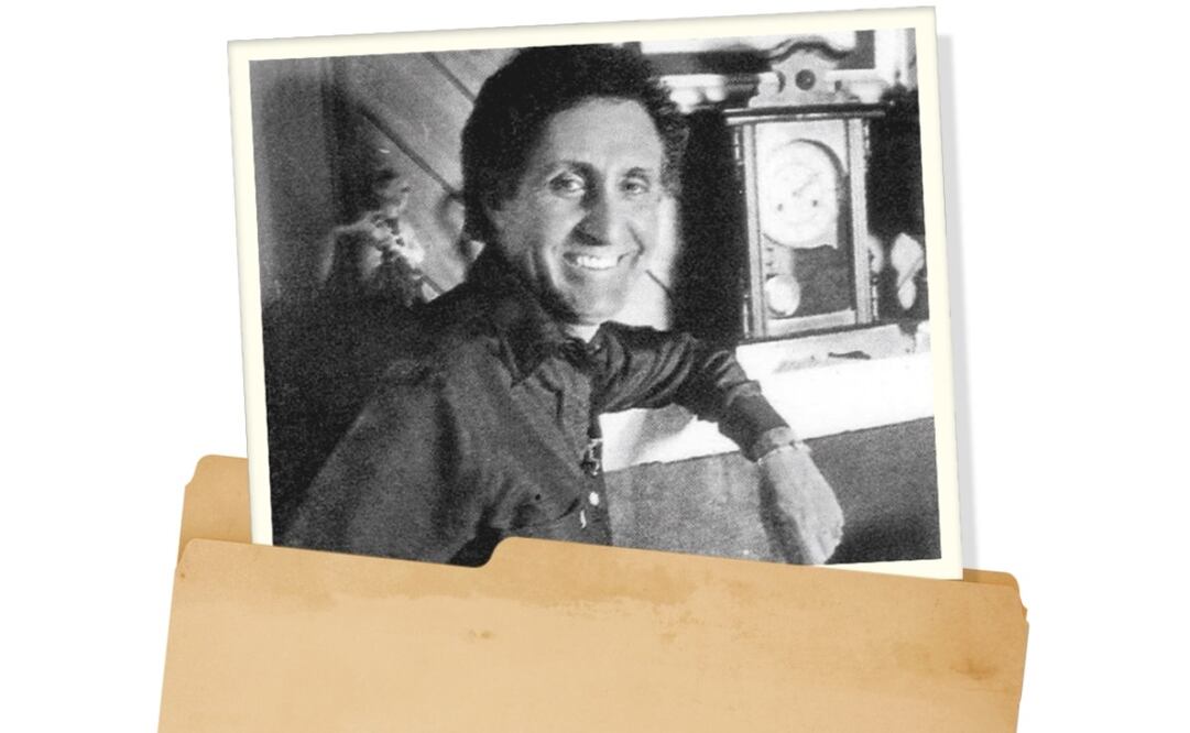 El archivo del cantante Víctor Yturbe, El Pirulí, fue localizado en la caja 329 de las galeras del Palacio de Lecumberri y detalla el espionaje del que fue objeto por parte de la extinta DFS. Foto: ARCHIVO EL UNIVERSAL