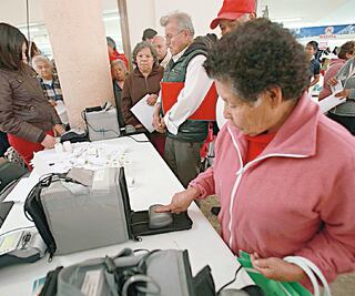 Pensionados, sin descuento en aguinaldo 