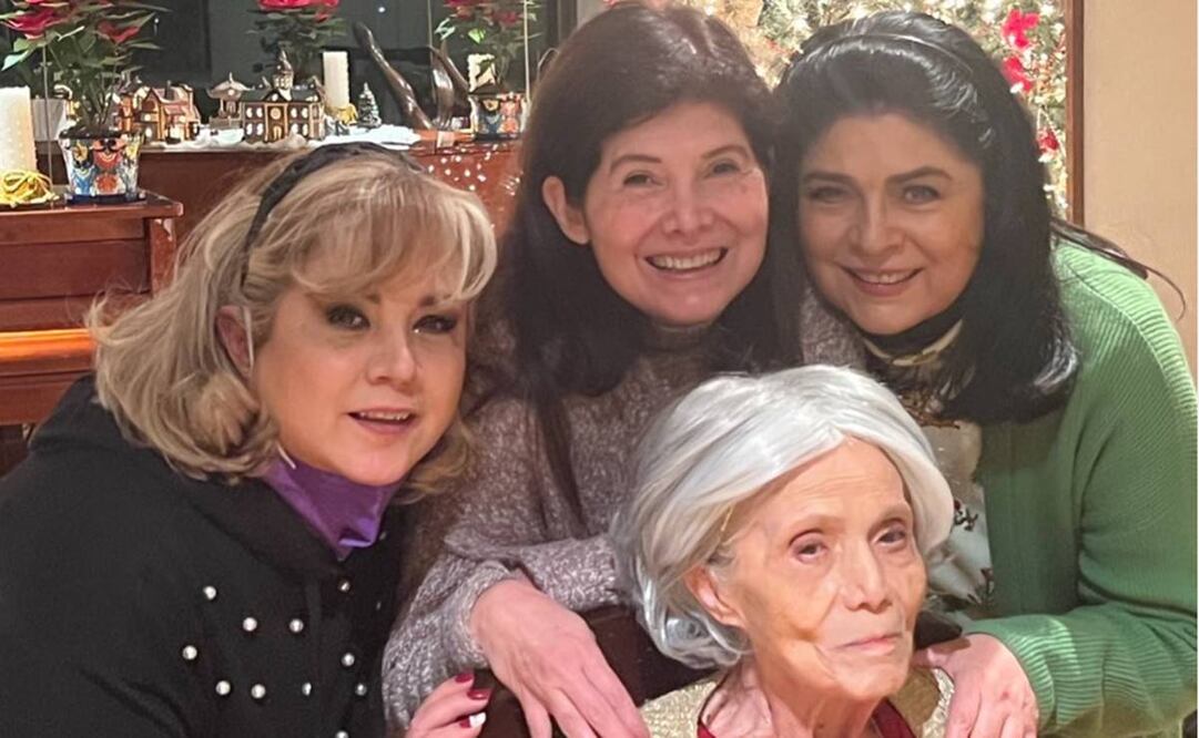 En Navidad, las hermanas Ruffo celebraron con su madre. Instagram Victoria Ruffo.
