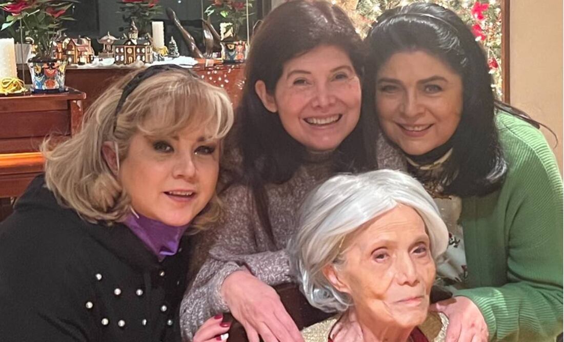 En Navidad, las hermanas Ruffo celebraron con su madre. Instagram Victoria Ruffo.