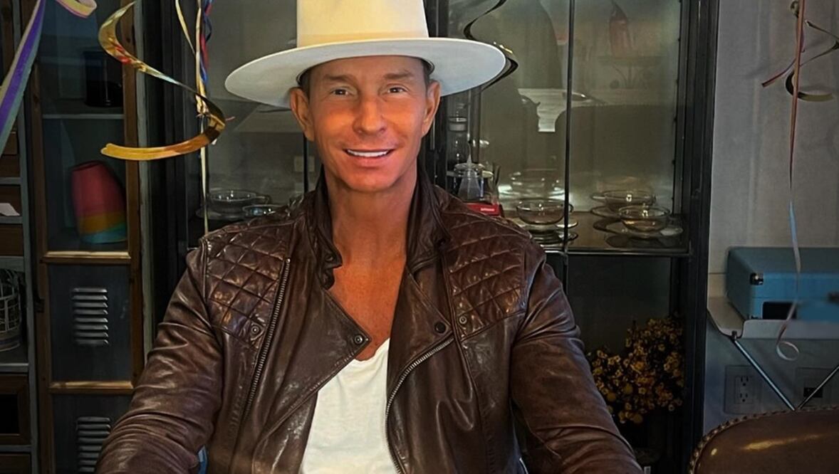 Erik Rubín habla del momento en que fue captado con una joven hace unos días.
Foto: Instagram