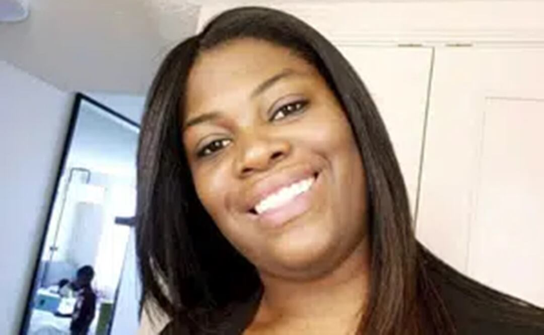 Ajike Owens, de 35 años y madre de cuatro hijos murió baleada tras dirigirse al apartamento de su vecina, que había gritado a los hijos de Owens mientras jugaban en un terreno cercano. Foto: AP