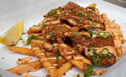 Mezcalchelas y pescado frito, el combo perfecto está en la Roma