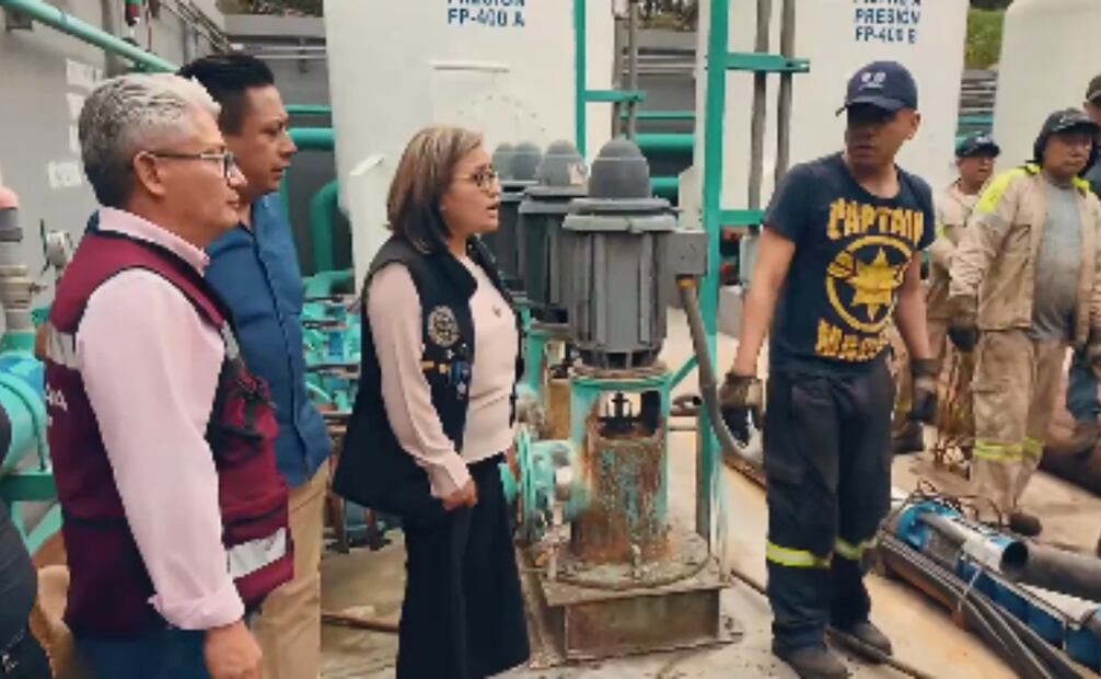 Repara Iztapalapa bomba de pozo de agua; mantendrán reparto de pipas.
Foto: Especial.