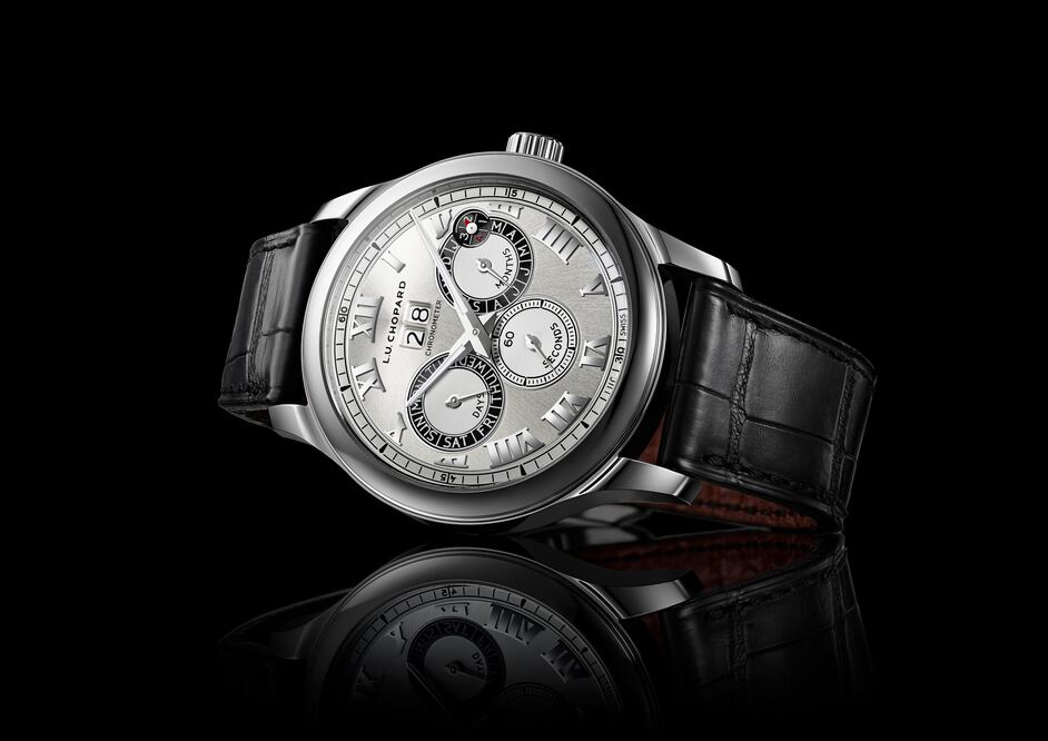 El mecanismo del L.U.C Perpetual Twin de Chopard es automático y la caja de 43 milímetros de diámetro está hecha de acero inoxidable.