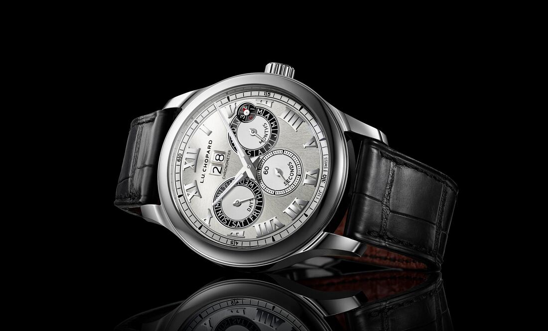 El mecanismo del L.U.C Perpetual Twin de Chopard es automático y la caja de 43 milímetros de diámetro está hecha de acero inoxidable.