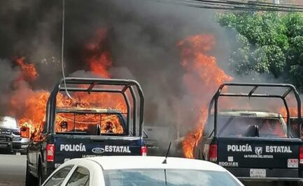 Taxistas incendian cuatro patrullas en el municipio de Tejupilco, Edomex 