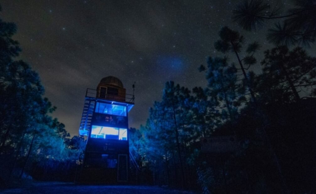 Nuevo León: pozas azules, montañas y toboganes naturales en una ruta de aventura