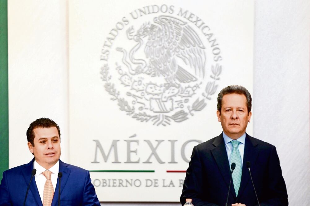 Humberto Castillejos, consejero Jurídico de la Presidencia, y Eduardo Sánchez, coordinador de Comunicación Social y vocero del gobierno de la República, informaron que la Ley3de3 inhibiría la relación comercial de particulares con el gobierno(PRESIDENCIA)