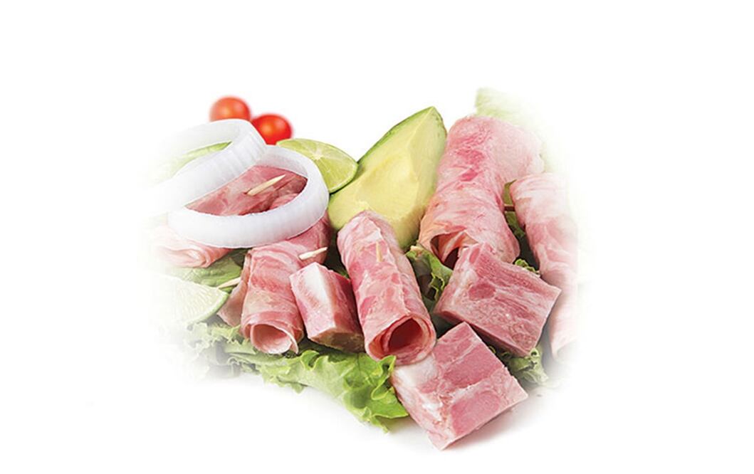 Es necesario hervir la carne con otros ingredientes para preparar queso de puerco / Foto: Corona